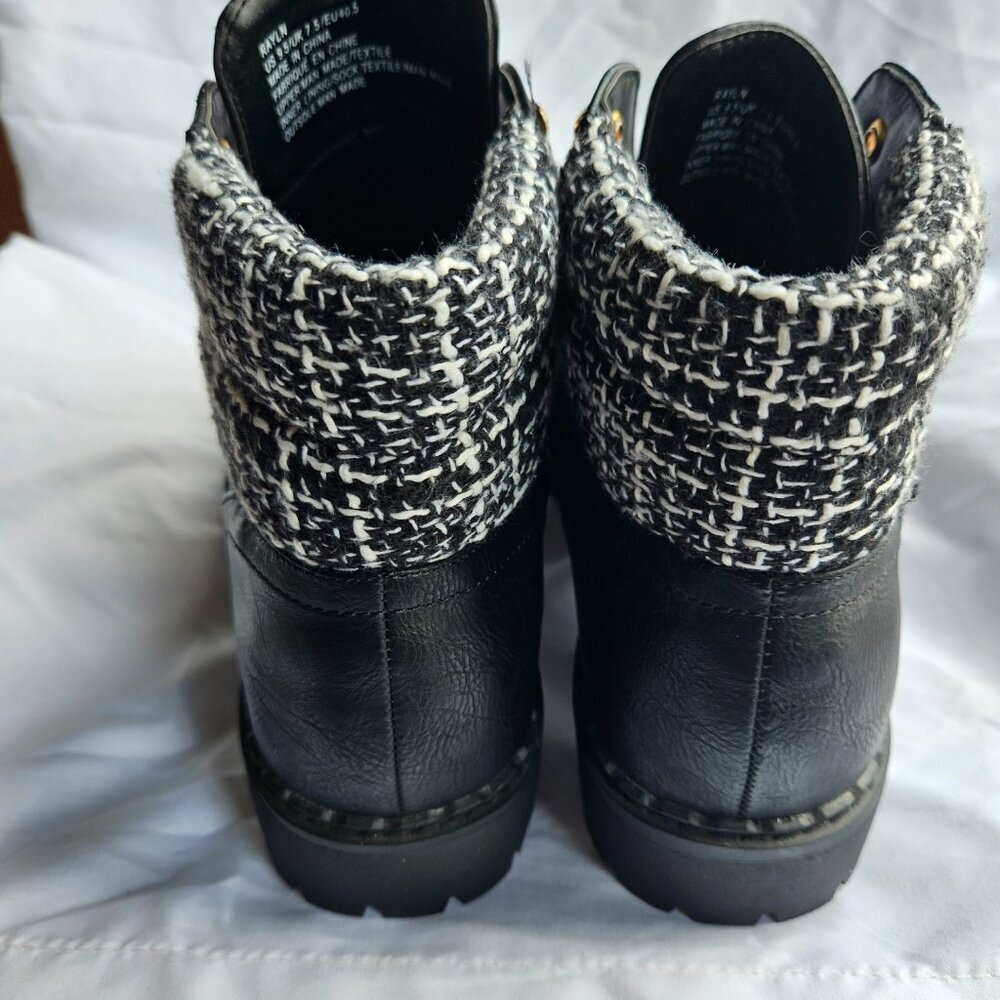 JustFab Women’s Rayln Lace-Up Black Chunky Boot‎ 90’s Fashion Shoes Plaid Detail - Picture 8 of 11